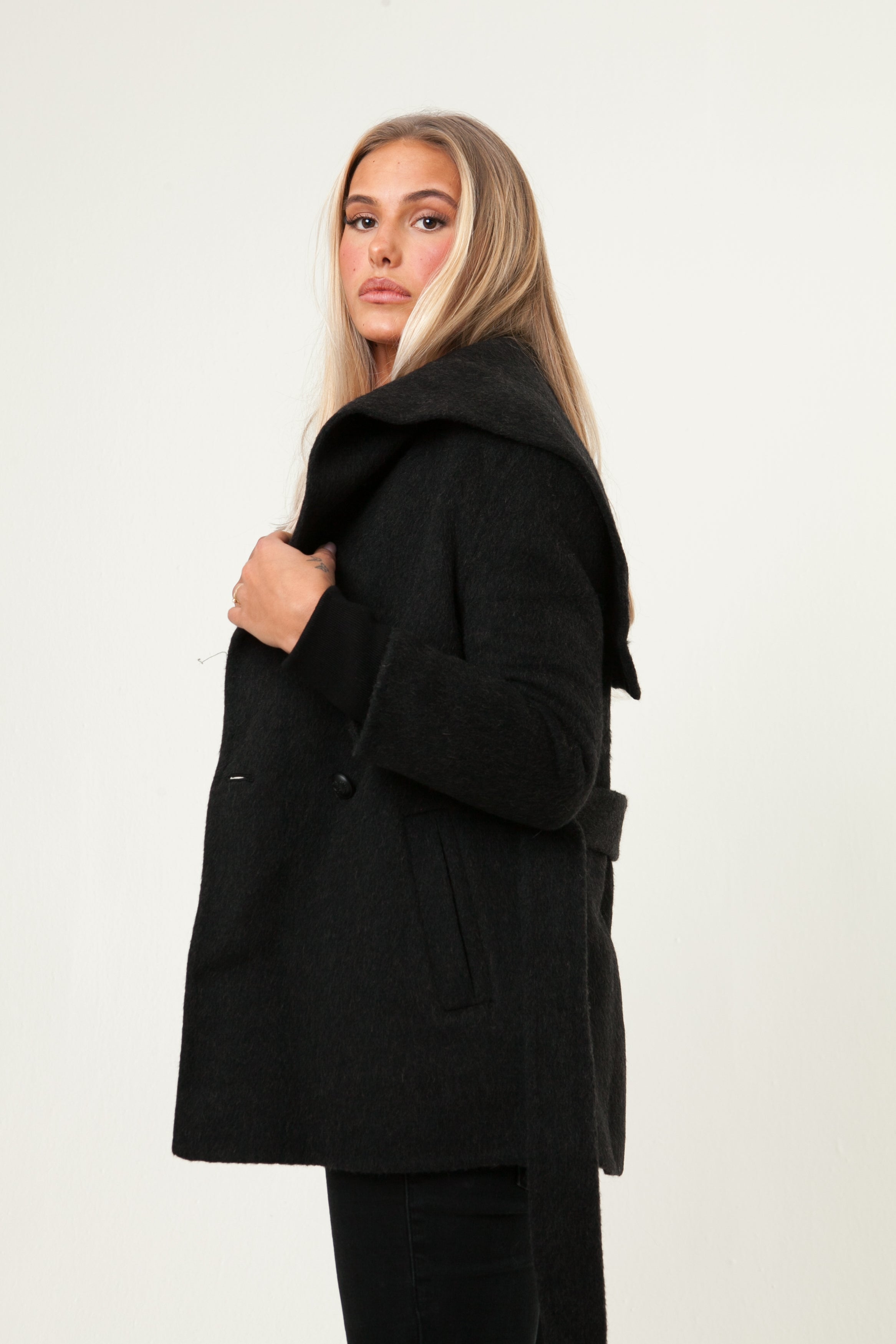 Kora | Collar Coat