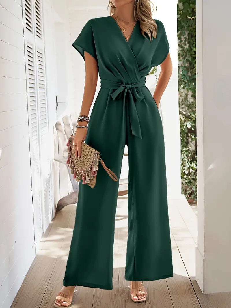 MIRA | Stylish and Loose Fitted Jumpsuit