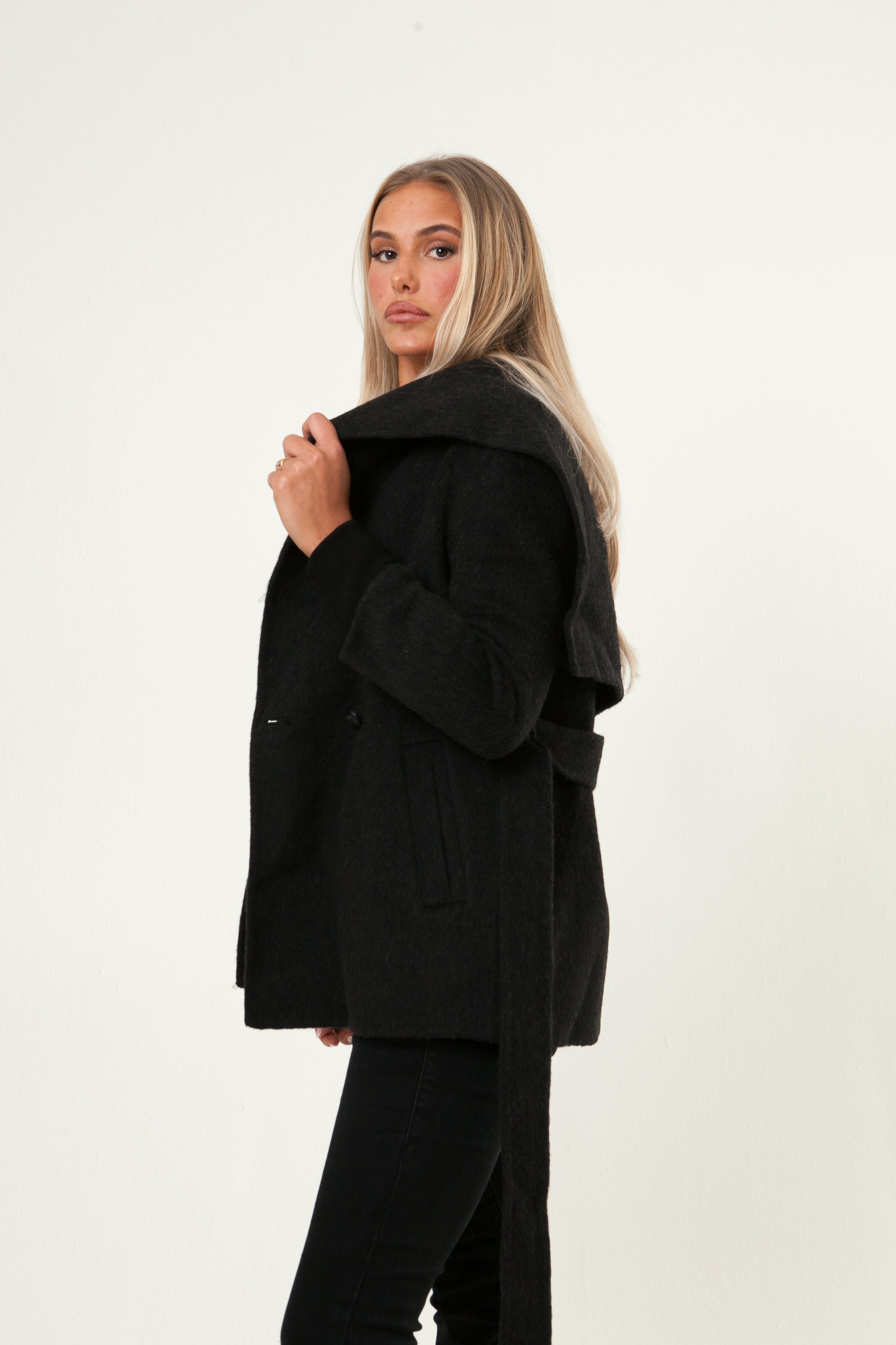Kora | Collar Coat